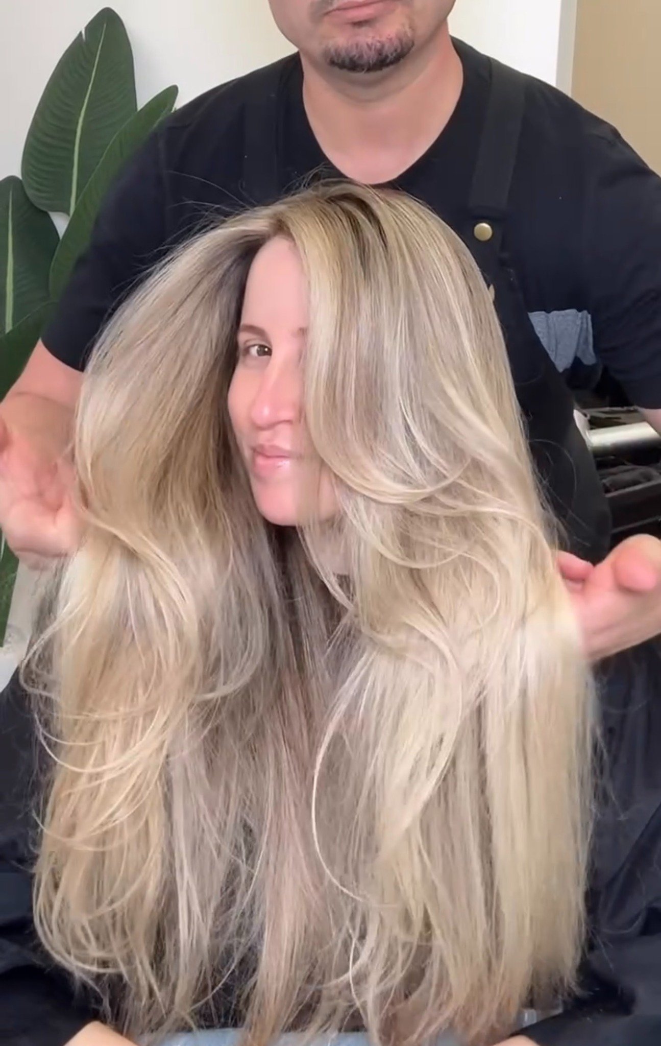 Luminous blonde layers by RG Hair by Rey